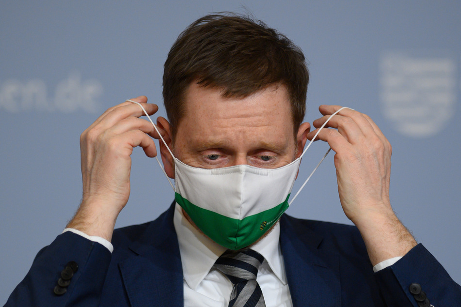 Michael Kretschmer (45, CDU) hält die jüngsten Corona-Lockerungen für gescheitert.