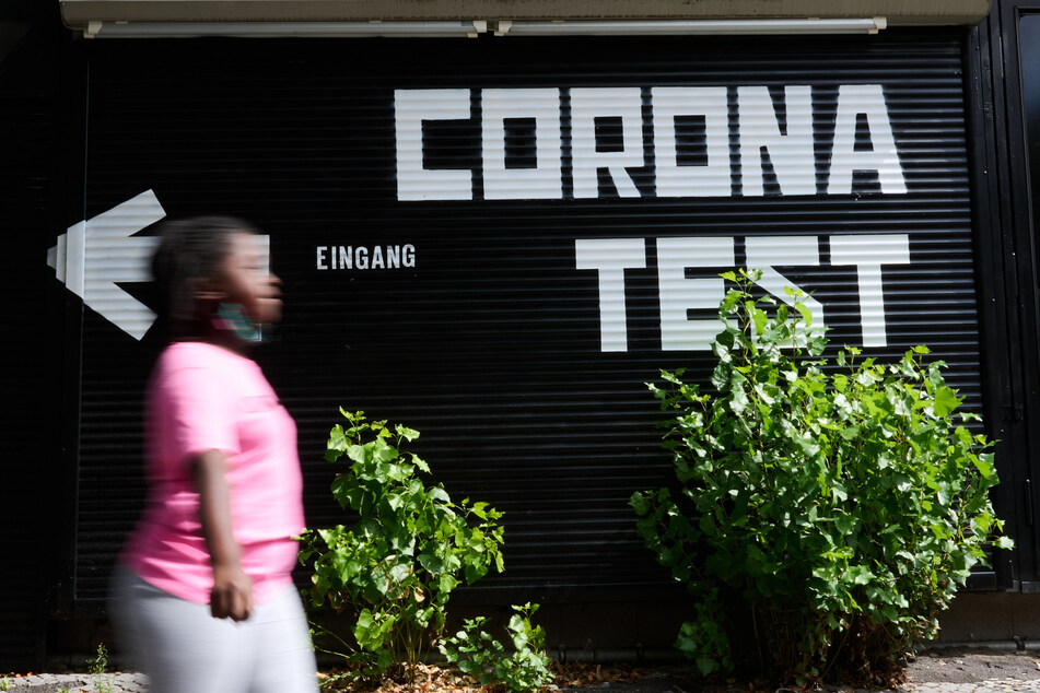 Es ist das für die Hauptstadt bisher größte Strafverfahren wegen Verdachts auf Betrug bei der Abrechnung von Corona-Bürgertests. (Symbolbild)