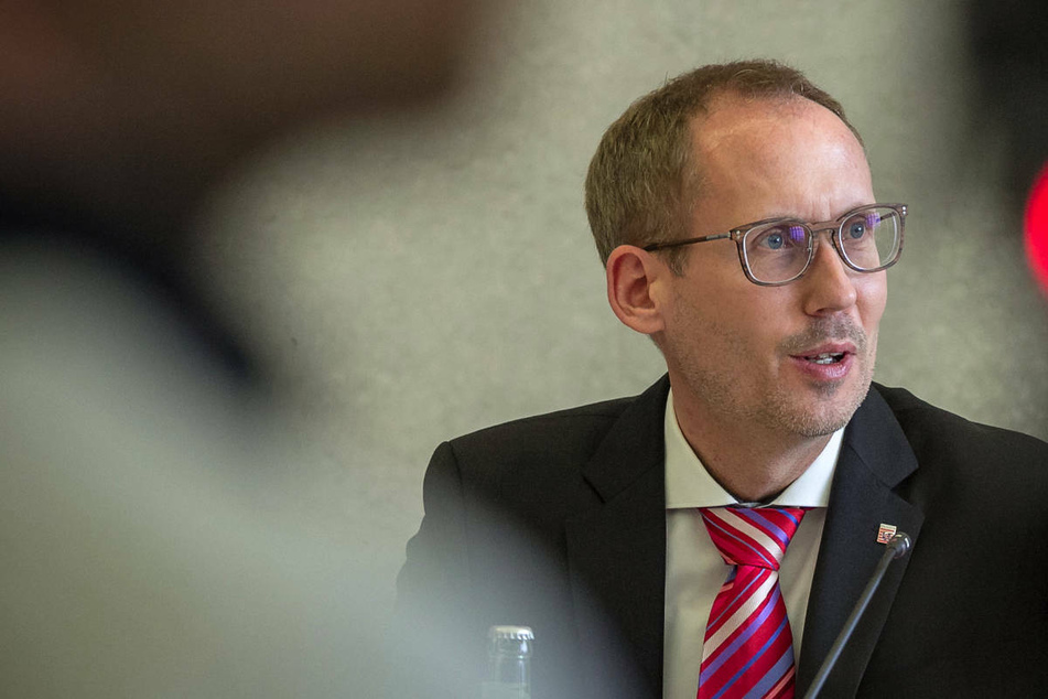 Unter anderem kritisierte der hessische Sozialminister Kai Klose (48, Grüne) die Hotspot-Regelungen.
