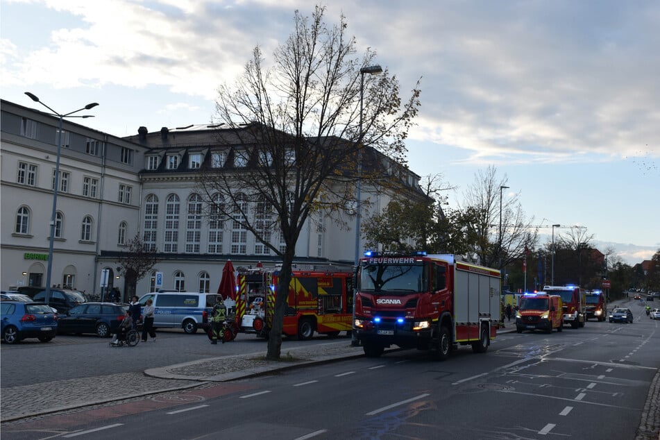 Aufgrund der Rauchentwicklung wurde der Bahnhof evakuiert.