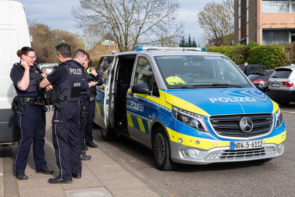 Familien-Streitigkeiten eskalieren: Zwei Männer durch Stiche schwer verletzt