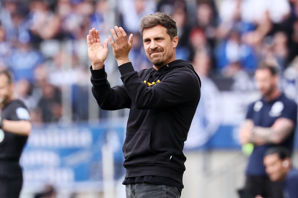 Thomas Stamm (42) will von einer möglichen Feier nichts wissen. Er will den ersten vor dem zweiten Schritt machen. Das heißt: ein Sieg am Samstag in Mannheim.