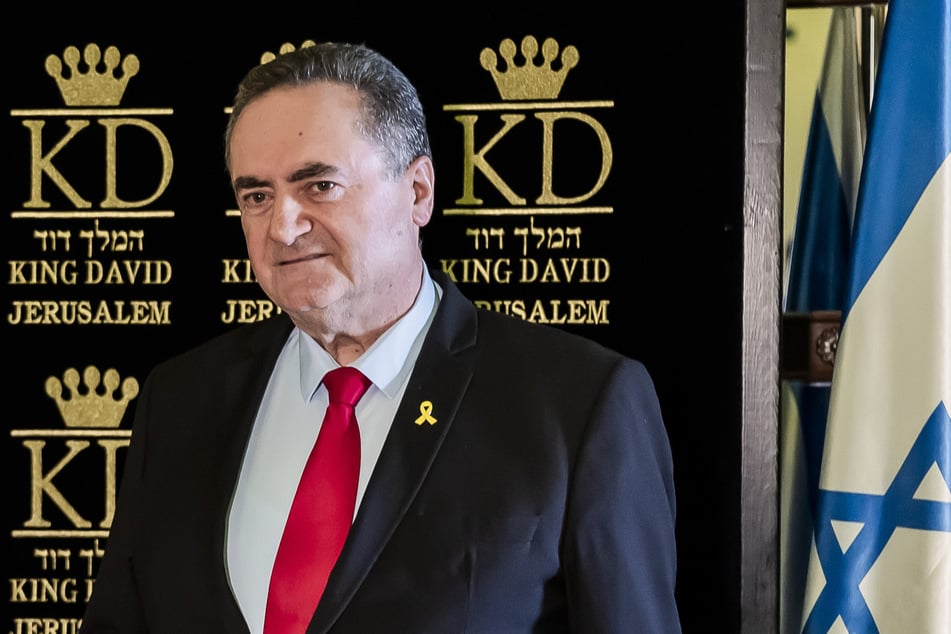 Das Büro von Israels Verteidigungsminister Israel Katz (70) hat den Tod des Marine-Kommandeurs der iranischen Revolutionsgarden verkündet.