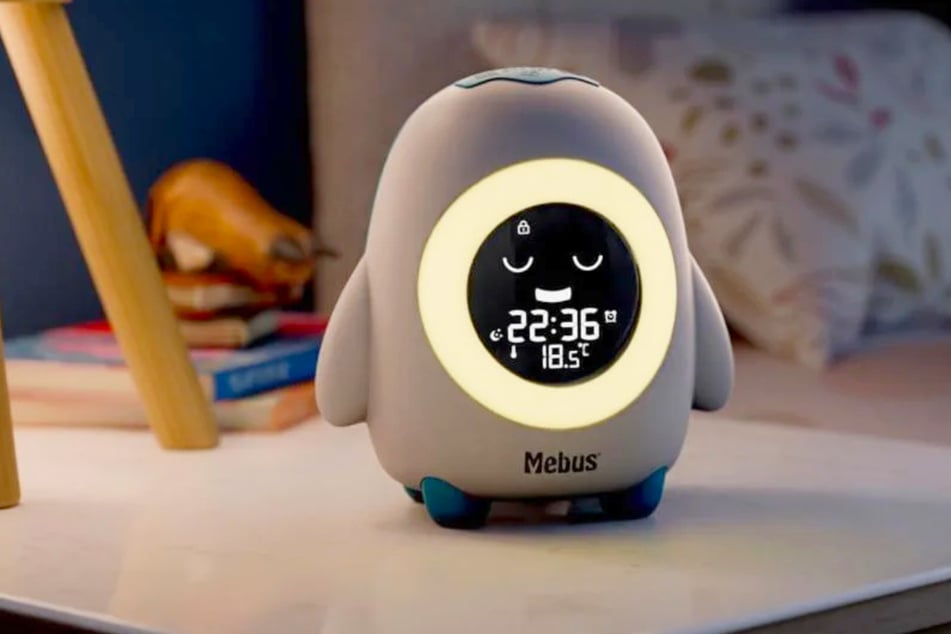 Für kurze Zeit gibt's bei Lidl diesen süßen Kinderwecker mit Nachtlicht