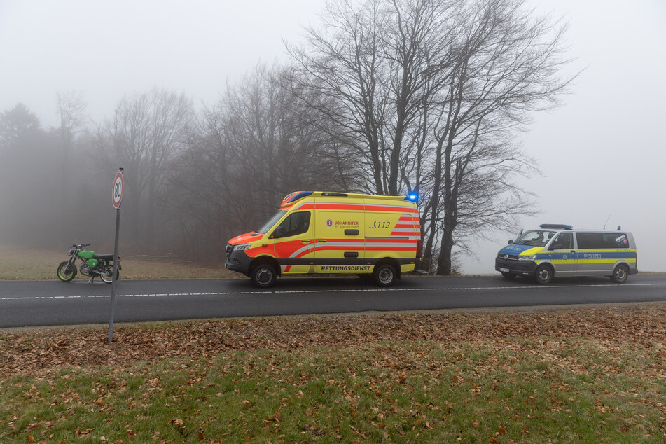 Am Osterwochenende ist in einem Ortsteil von Masserberg ein Mopedfahrer ums Leben gekommen.