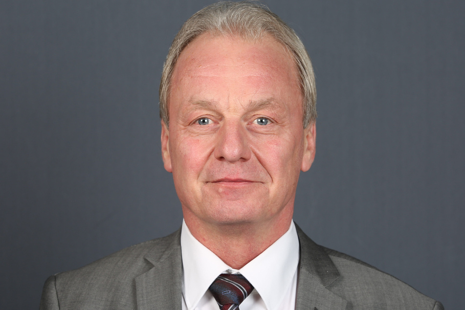 Volkmar Winkler (63, SPD).