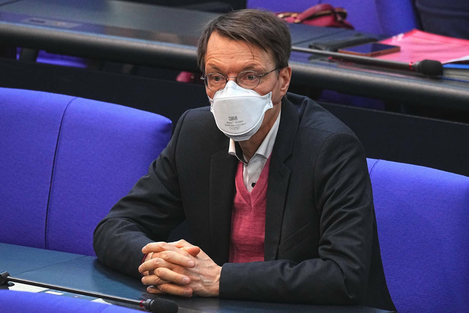 Karl Lauterbach hat wegen seiner vorsichtigen Haltung in der Corona-Krise Hassbriefe und Drohmails bekommen.