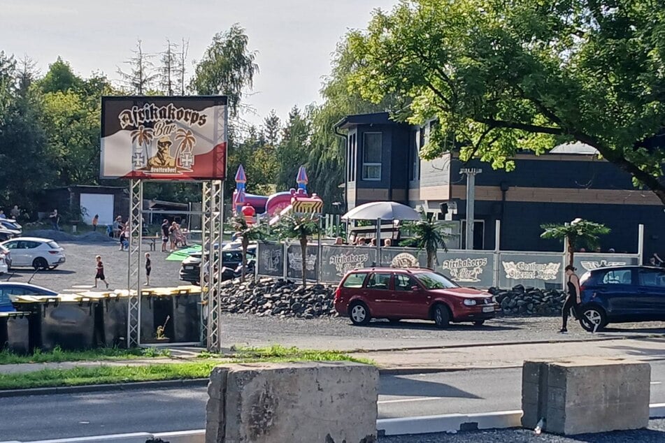Er richtete unter anderem diese rechtsextreme Kindertagsfeier im südthüringischen Brattendorf aus.