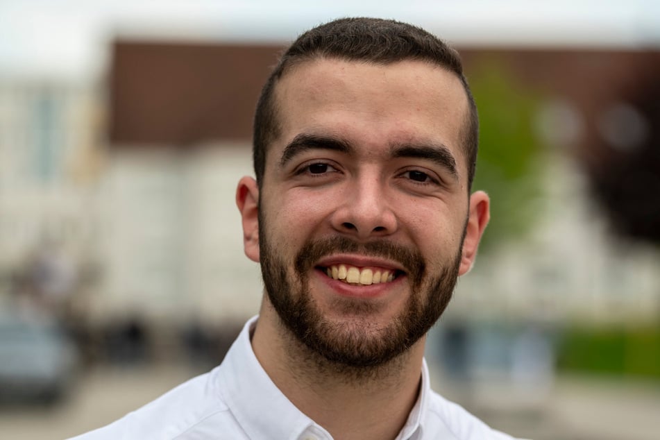 Der technische Teamleiter Martin Köhler (23) steckt tief im neuen WHZ-Rennwagen "Erhard": Für ihn ist das Projekt fast ein Vollzeitjob neben dem Studium.