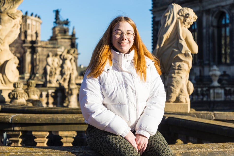 Lena R. (30) ist Psychologiestudentin in Dresden und kennt die stillen Kämpfe vieler Menschen, besonders in der Weihnachtszeit.