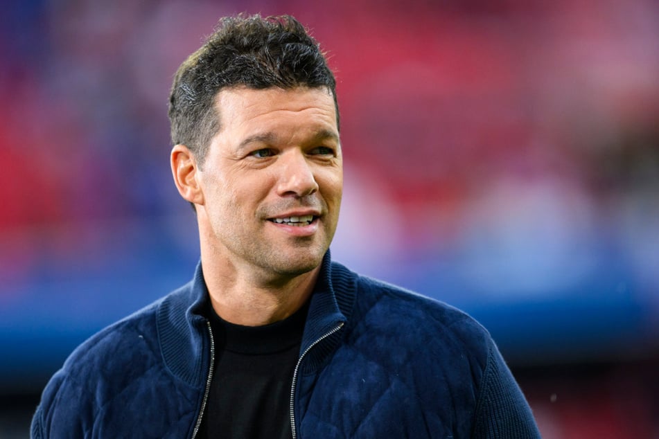 Ex-Nationalspieler Michael Ballack (46) kennt sich im Mittelfeld aus. Kimmich sieht er an dieser Position aber nicht perfekt besetzt.