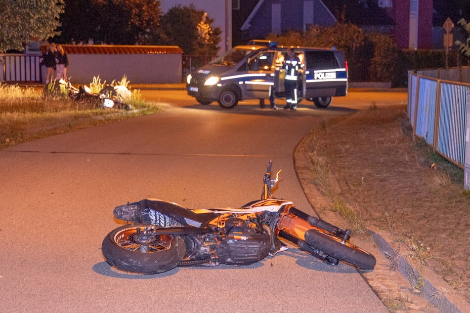 Die beiden Fahrer befanden sich nebeneinander auf derselben Spur, als es zum Unfall kam.
