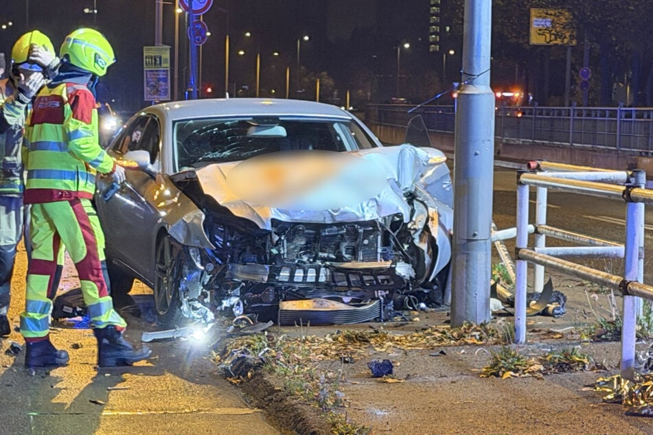 Die Mercedes-Fahrerin hatte vorher offenbar zu viel getrunken.