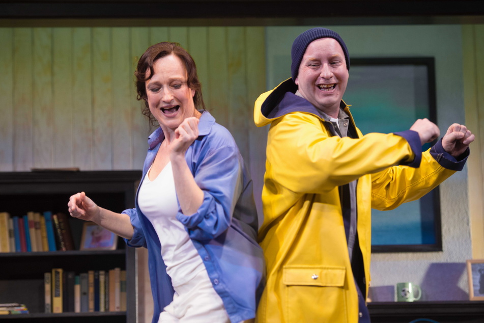 Die Schauspieler Ulrike Euen und Christian Ruth stehen für "Das Haus am See" wieder auf der Bühne.
