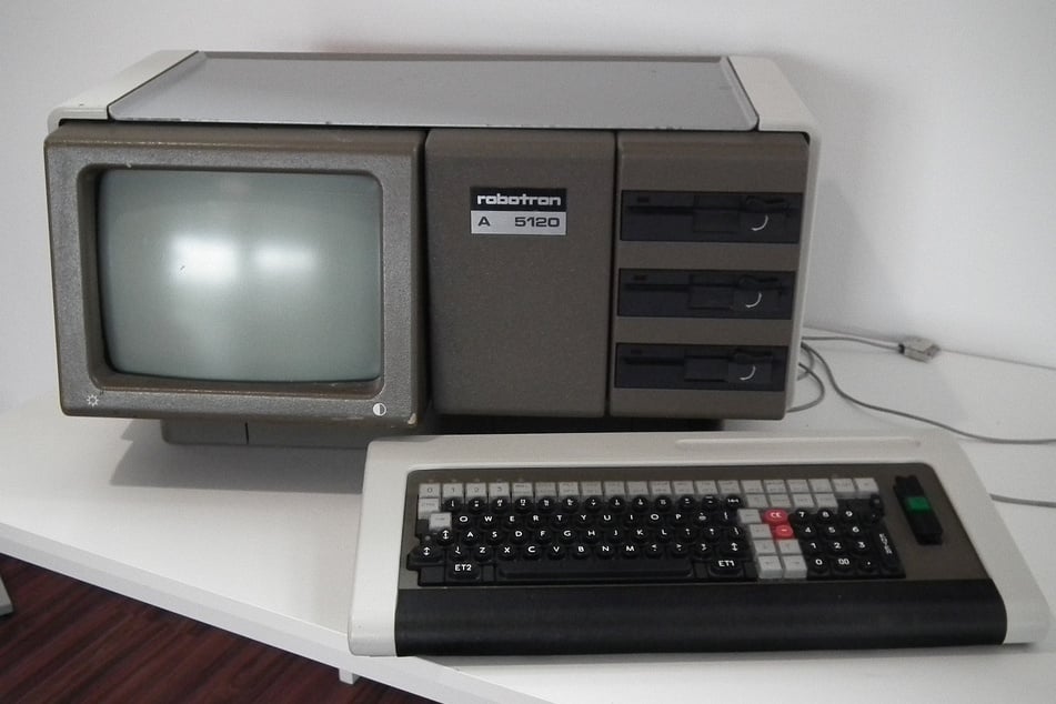 Ein solcher Robotron-Computer A5120 wurde aus dem Magazin der Gedenkstätte gestohlen - und jetzt bei einem 16-jährigen Ukrainer sichergestellt.