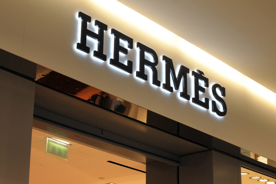 Fashionistas desperate to get their hands on an exclusive Birkin handbag are suing Hermès in California on the grounds that the company won't sell them one unless they buy other luxury products first.