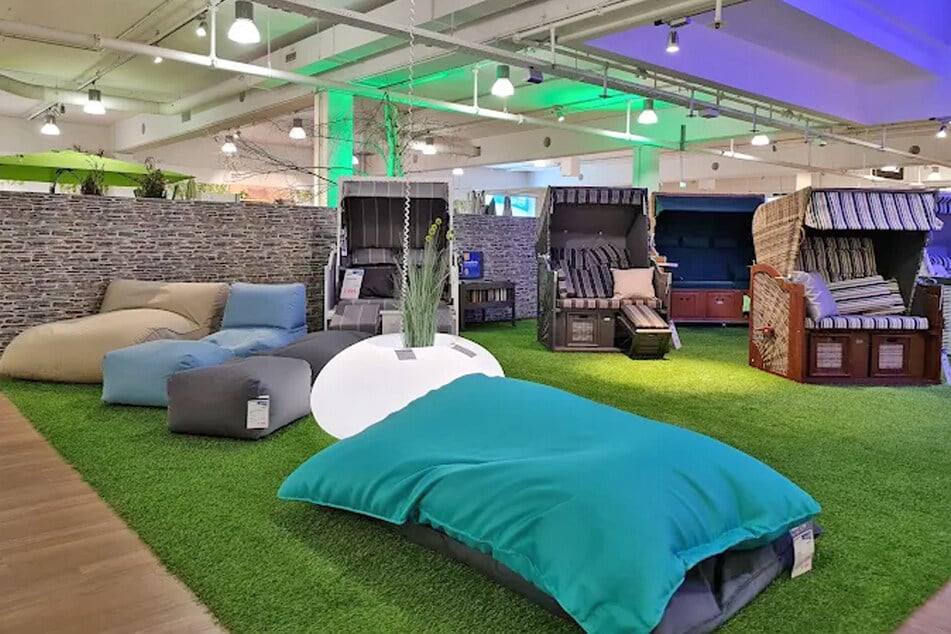 Kunden feiern diese Angebote ab Donnerstag (26.2.) bei XXXLutz