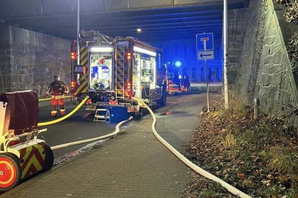 Die Feuerwehr konnte den Brand löschen, doch der Totalschaden blieb.