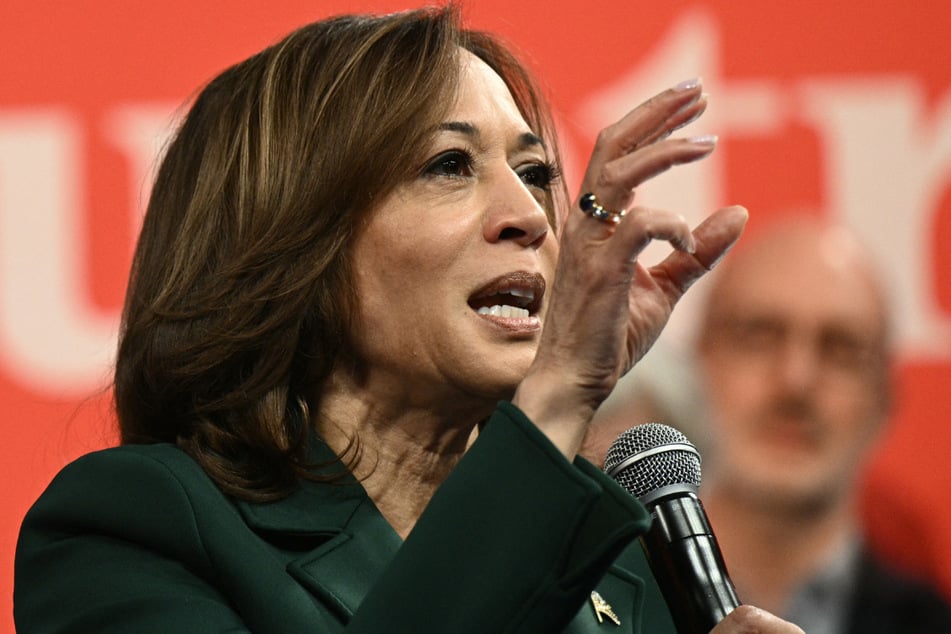 Kamala Harris kicked off the week campaigning with former Republican congresswoman Liz Cheney in Pennsylvania, Michigan, and Wisconsin.