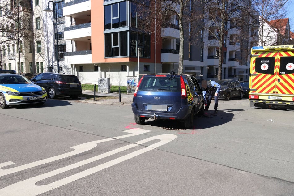 Auf der Kreuzung Walter-Oertel-Straße/Andréstraße krachte ein Ford mit einem weiteren Ford zusammen.