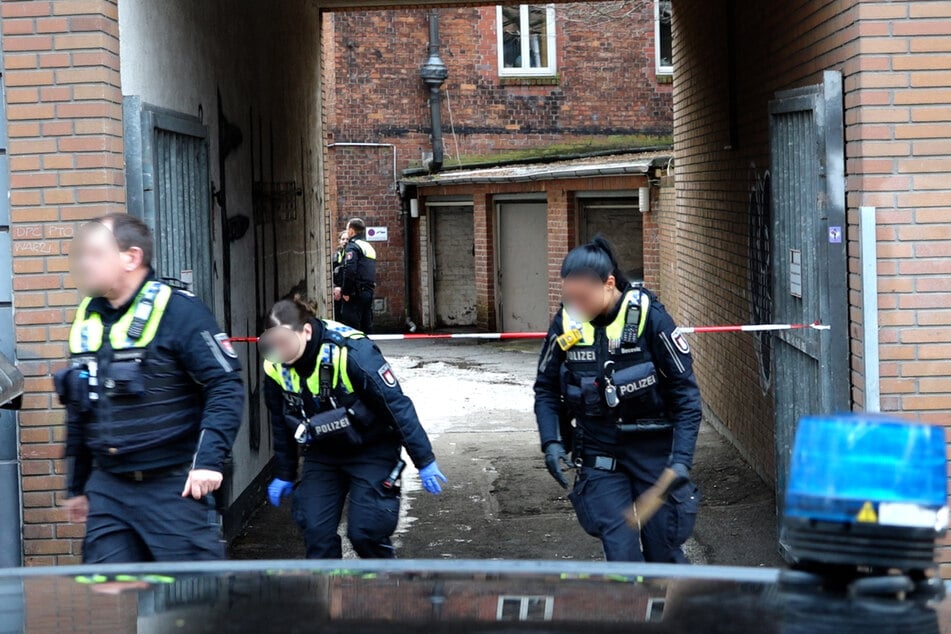 Am Freitagnachmittag gab es einen Raubüberfall in einem Hamburger Juweliergeschäft.