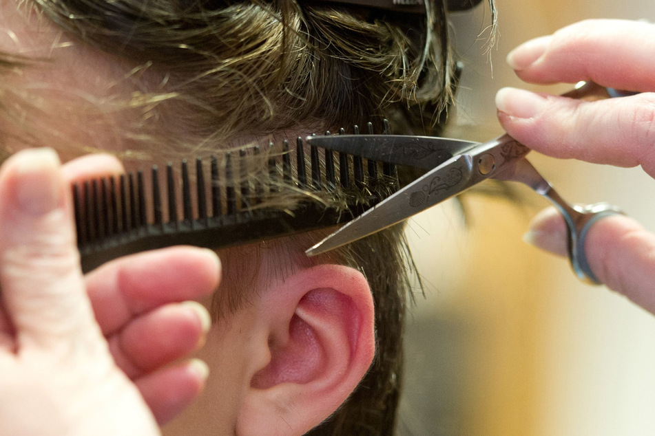 Auch die Friseure in Schleswig-Holstein sollen ab dem 1. März unter Hygieneauflagen wieder öffnen können.