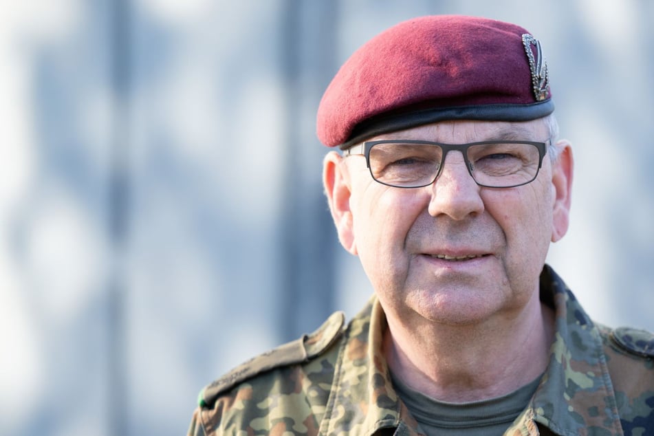 Sachsens oberster Soldat marschiert in den Ruhestand