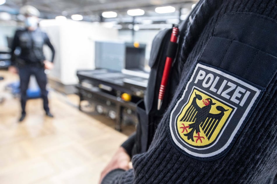Fluggäste verweigern Maske: Bußgeld von jeweils 25.000 Euro droht