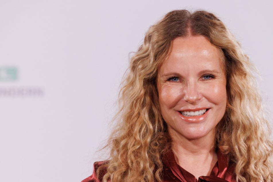 Job-Hammer bei Katja Burkard: Die RTL-Legende geht 2026 auf Tour