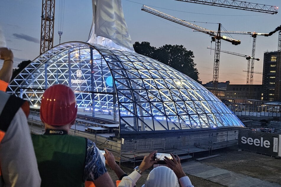 Der Eingangsbereich der Haltestelle Staatsgalerie konnte am Donnerstag erstmals bestaunt werden.