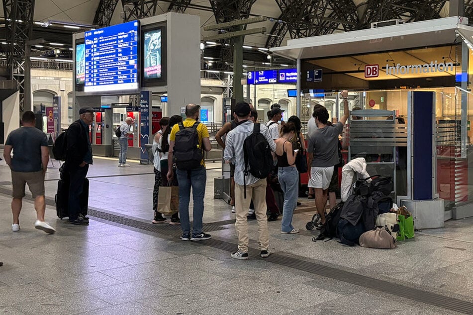 Dresden: DB-Störung: Stillstand auch am Dresdner Hauptbahnhof