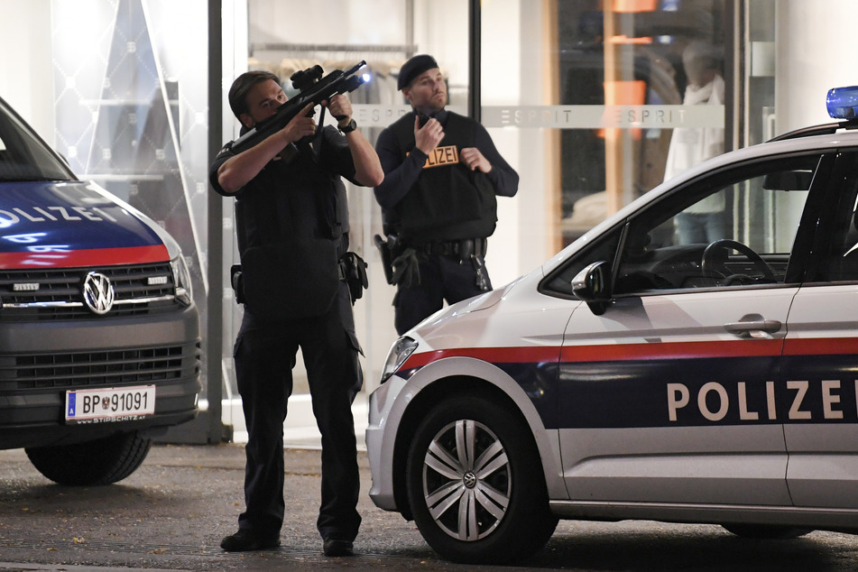 Die Polizei konnte einen Täter erschießen.