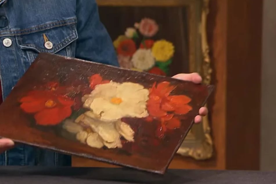 Das Blumen-Stillleben des niederländischen Künstlers Frans David Oerder (1867-1944) soll laut Expertin Friederike Werner (63) bis zu 800 Euro wert sein.