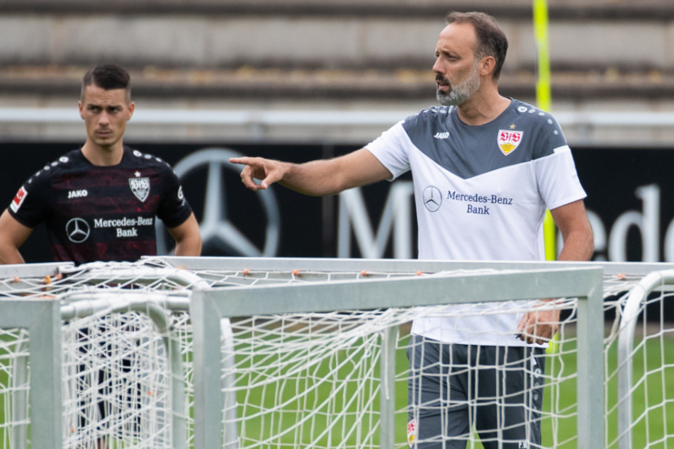 Wieder im Dress des VfB: Erik Thommy (25). Rechts neben ihm sein neuer Trainer Pellegrino Matarazzo (42).