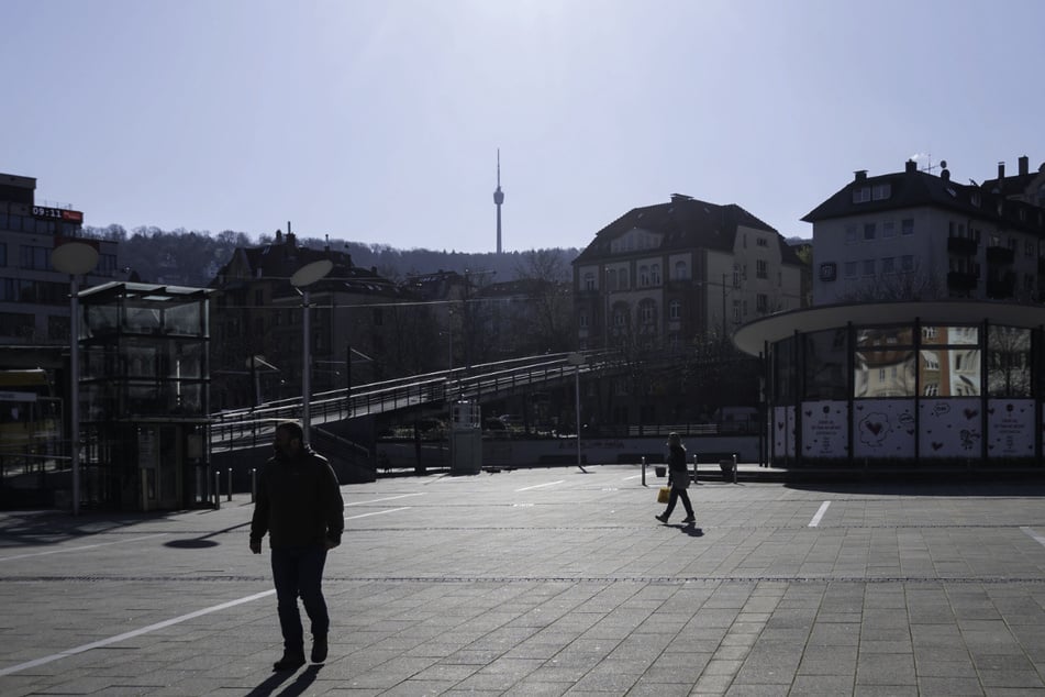 Stuttgart verhängt für dieses Wochenende ein Aufenthaltsverbot unteranderem für den Marienplatz.