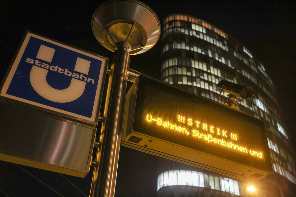 Verdi rief die Düsseldorfer Rheinbahn dazu auf, den Fahrbetrieb am Donnerstag ganztägig einzustellen.