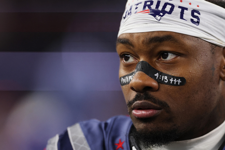 NFL star Stefon Diggs charged with strangulation over alleged assault