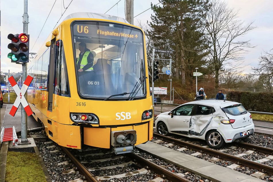 Der Wagen wurde abgeschleppt.