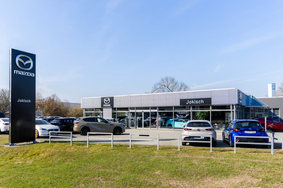 Zentral im Herzen von Gera gelegen findet Ihr das Autohaus an der Theaterstraße Ecke Gaswerkstraße.