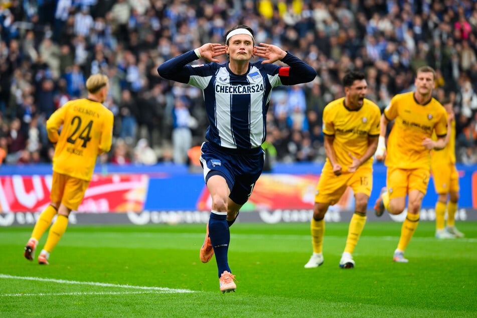 Fabian Reese blieb beim Elfmeter eiskalt und stellte auf 2:0 für die Hausherren im Olympiastadion.