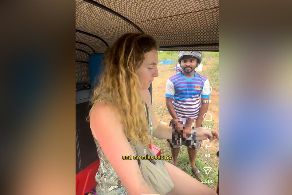 En plena calle, la joven viajera fue testigo de un incidente perverso.