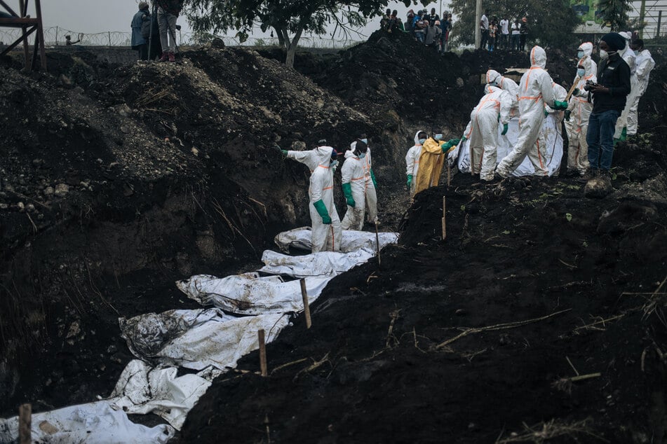 In Goma müssen Massengräber ausgehoben werden.