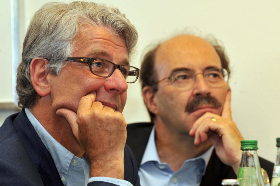 Die früheren Sportmoderatoren Marcel Reif (75, l.) und sein damaliger Kollege Fritz von Thurn und Taxis während einer Pressekonferenz des Bezahlfernsehsenders Sky 2009. (Archiv)