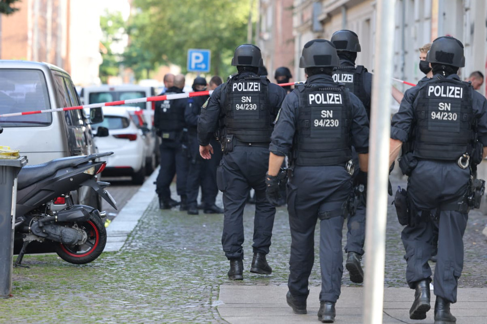 Polizeieinsatz im Leipziger Osten: Fielen Schüsse in der Eisenbahnstraße?