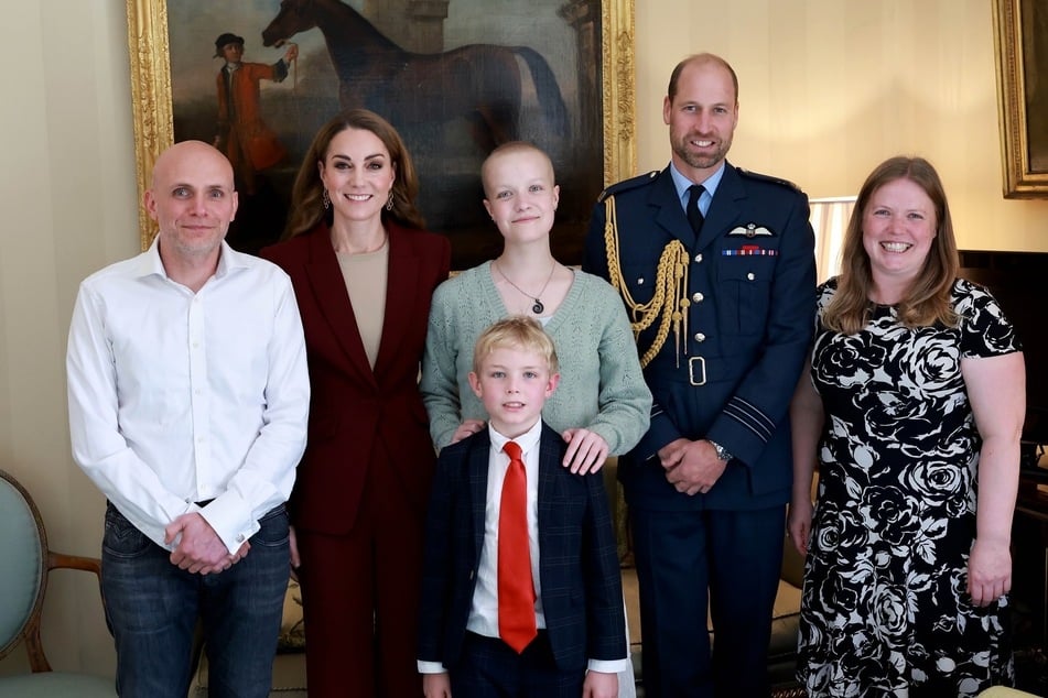 Im Oktober des vergangenen Jahres empfing Kate die 17-jährige Liz und ihren kleinen Bruder Matteo (9) auf Schloss Windsor.