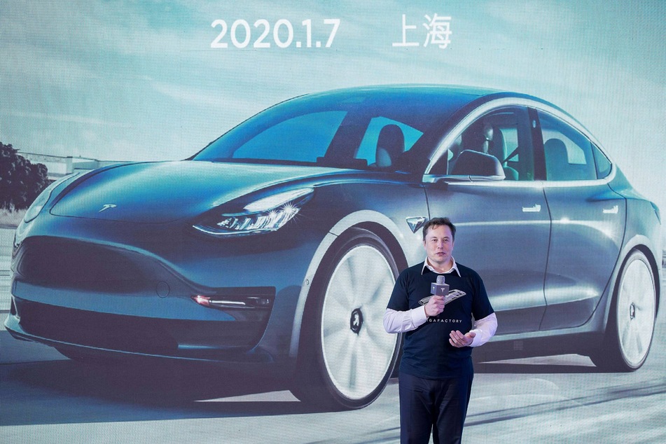 Elon Musk (49) speaks at a delivery ceremony for the Tesla China-made Model 3 in Shanghai in January 2020.