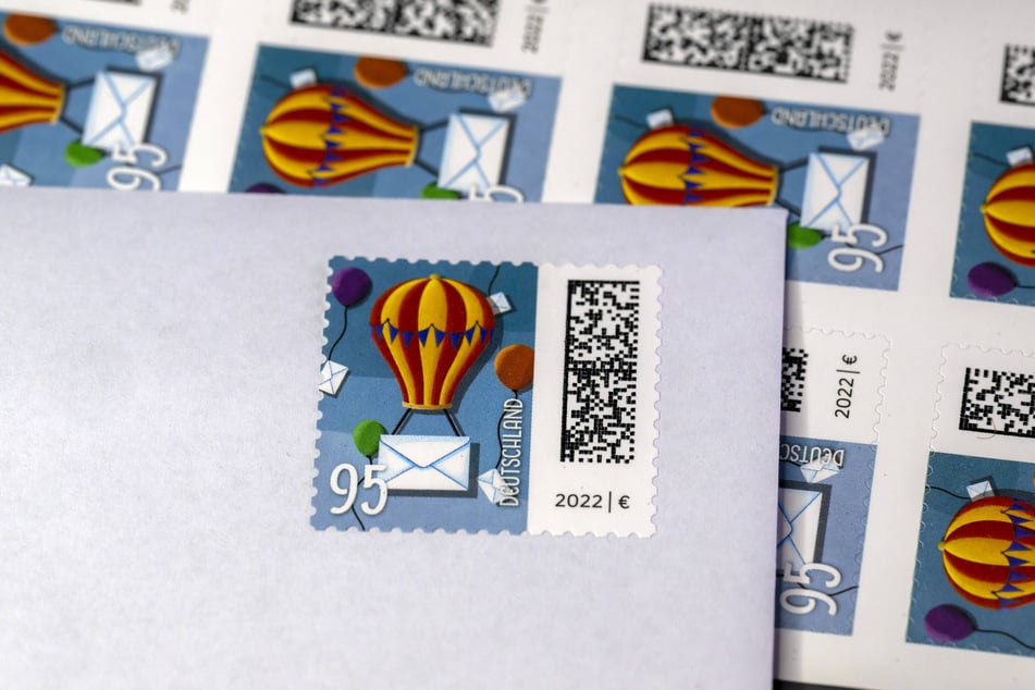 Das städtische Rechtsamt soll 10 Euro Postgebühren einsparen.