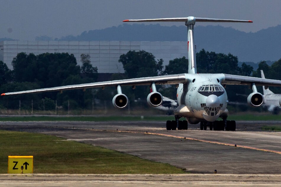 Ukraine-Krieg: Angriffe treffen Flugzeugwerke in Russland