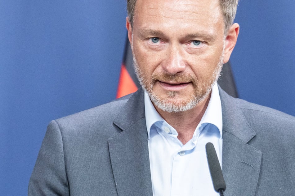 Christian Lindner (43) ist nicht nur Bundesfinanzminister, sondern auch der Bundesvorsitzende der neoliberalen FDP.