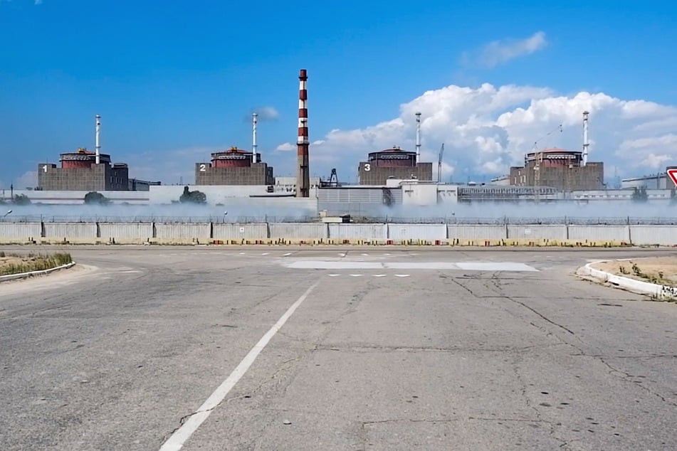 Eine Gesamtansicht des Kernkraftwerks Saporischschja in einem Gebiet unter russischer Militärkontrolle im Südosten der Ukraine.